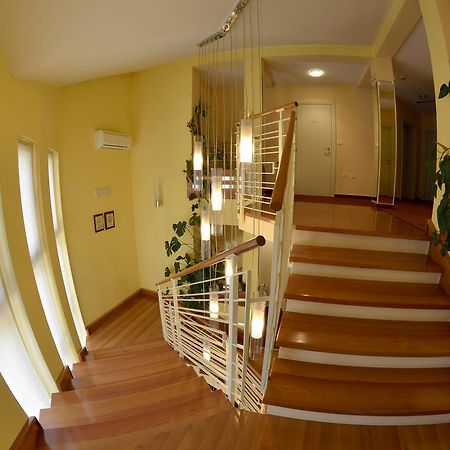 Hotel Mladimir داروفار المظهر الخارجي الصورة